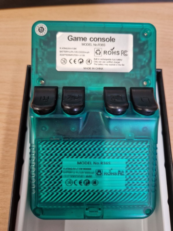R36s Handheld Consle Wow | 032100183209 | Cash Converters