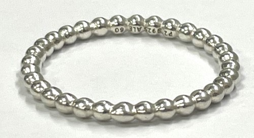 Size r discount in pandora