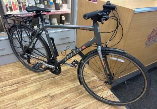 Giant Escape 3 City Men s Grey 020000137691 Cash Converters