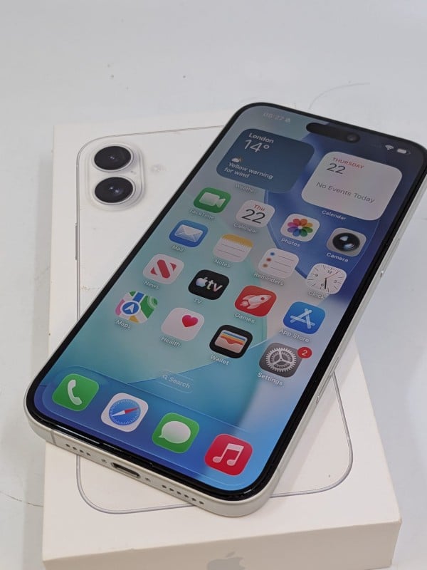 Apple iPhone 16 Plus | 128GB | 100% Battery Health | 121 Cycle Count ...