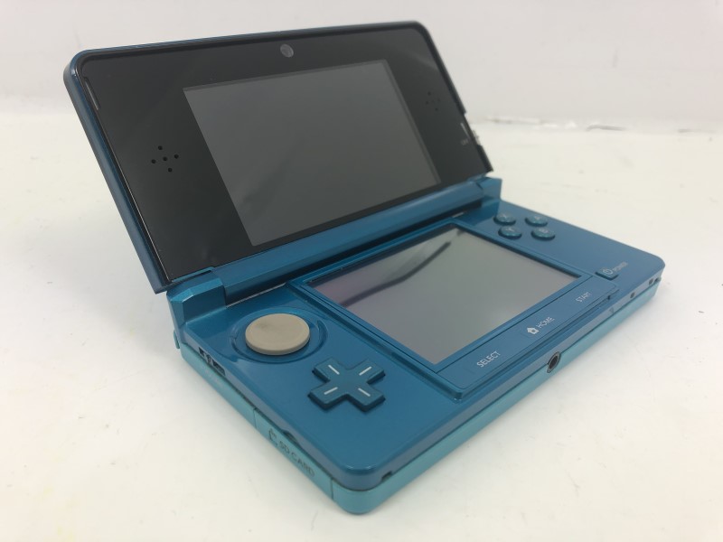 Nintendo 3DS Green for 119.99 Second Hand
