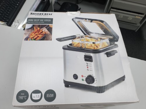 Mini Deep Fat Black 019200190145 Cash Converters
