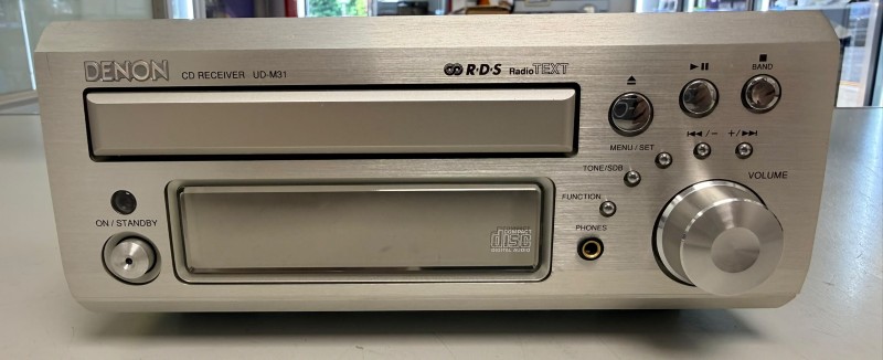 Audio Equipment Denon Ud-M31 CD Receiver W/Pioneer S-S100dv