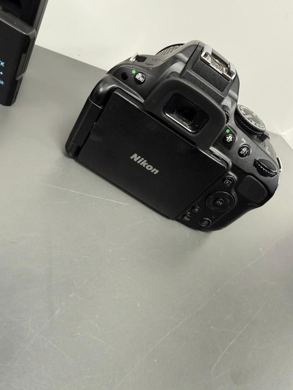 Nikon Nikon Digital Slr Camera With Lens 18-125mm D5100 Black ...