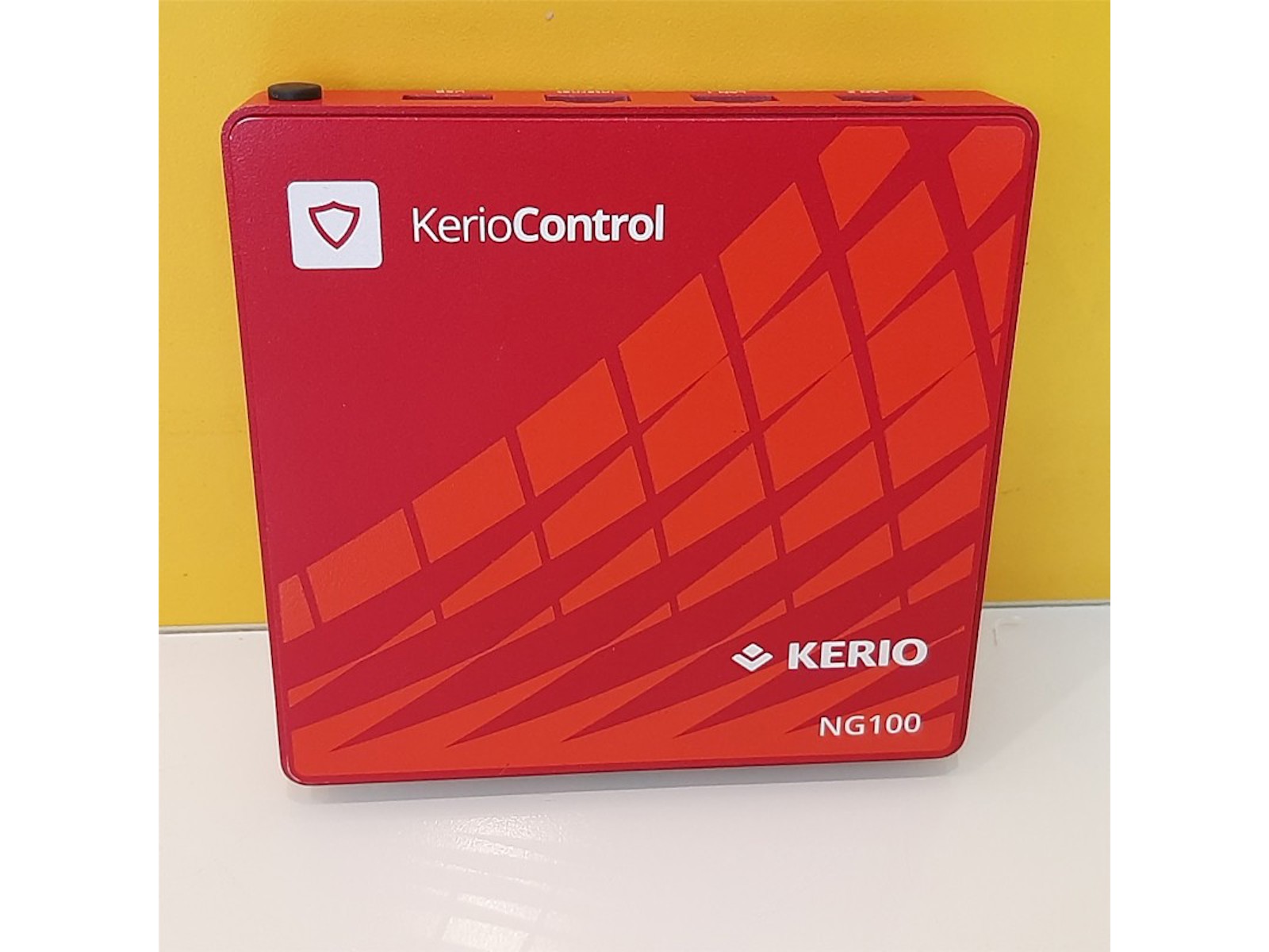 Kerio Red | 027200147586 | Cash Converters