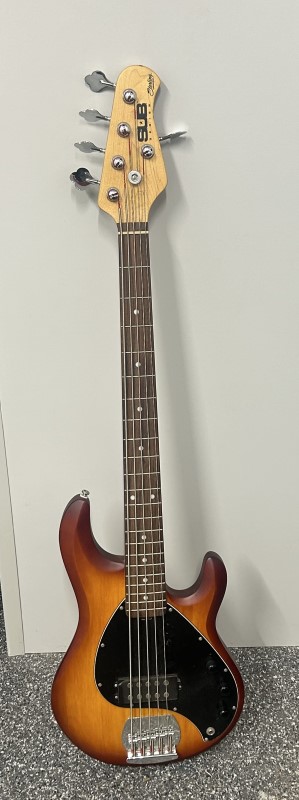 Bass guitar cash converters hotsell