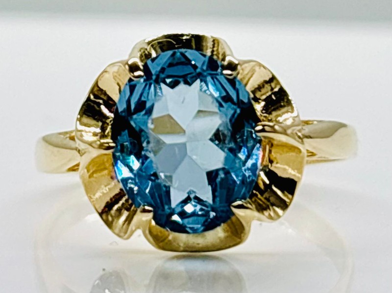 9Ct Blue Topaz Yellow Gold Unisex Ring Size O | 034900204993 | Cash ...