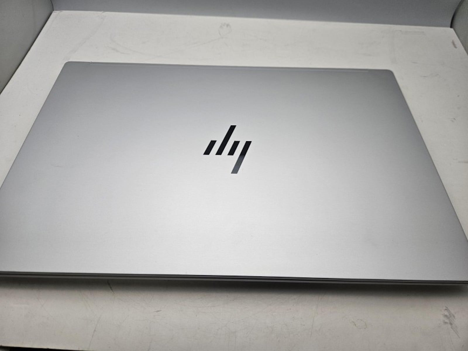 Camera Color Sampler HP Omnibook 7 Ultra 5 226V 16GB 500GB Grey | 049700120391 | Cash Converters