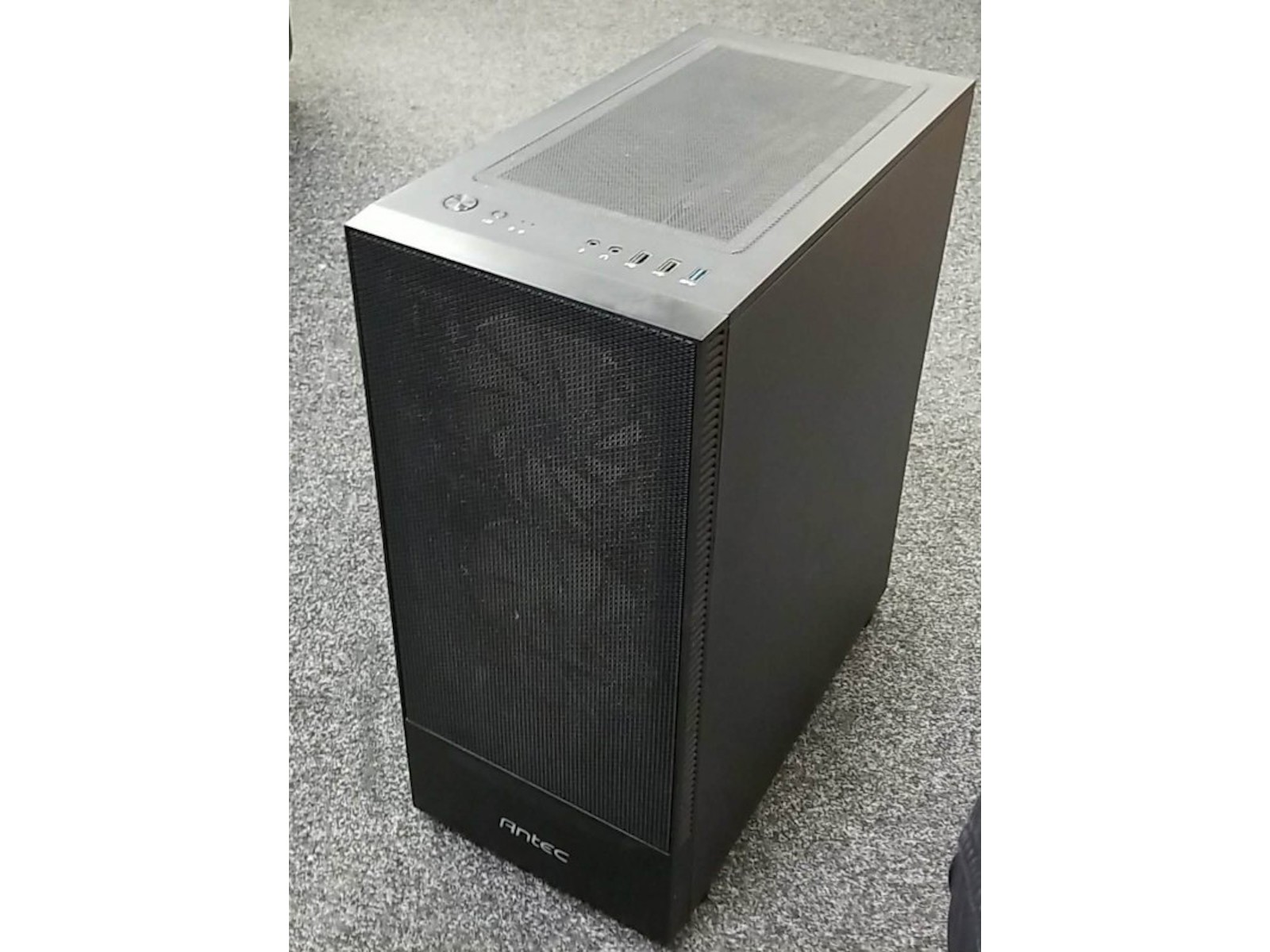 Unbranded Gaming Computer Black | 030600171600 | Cash Converters