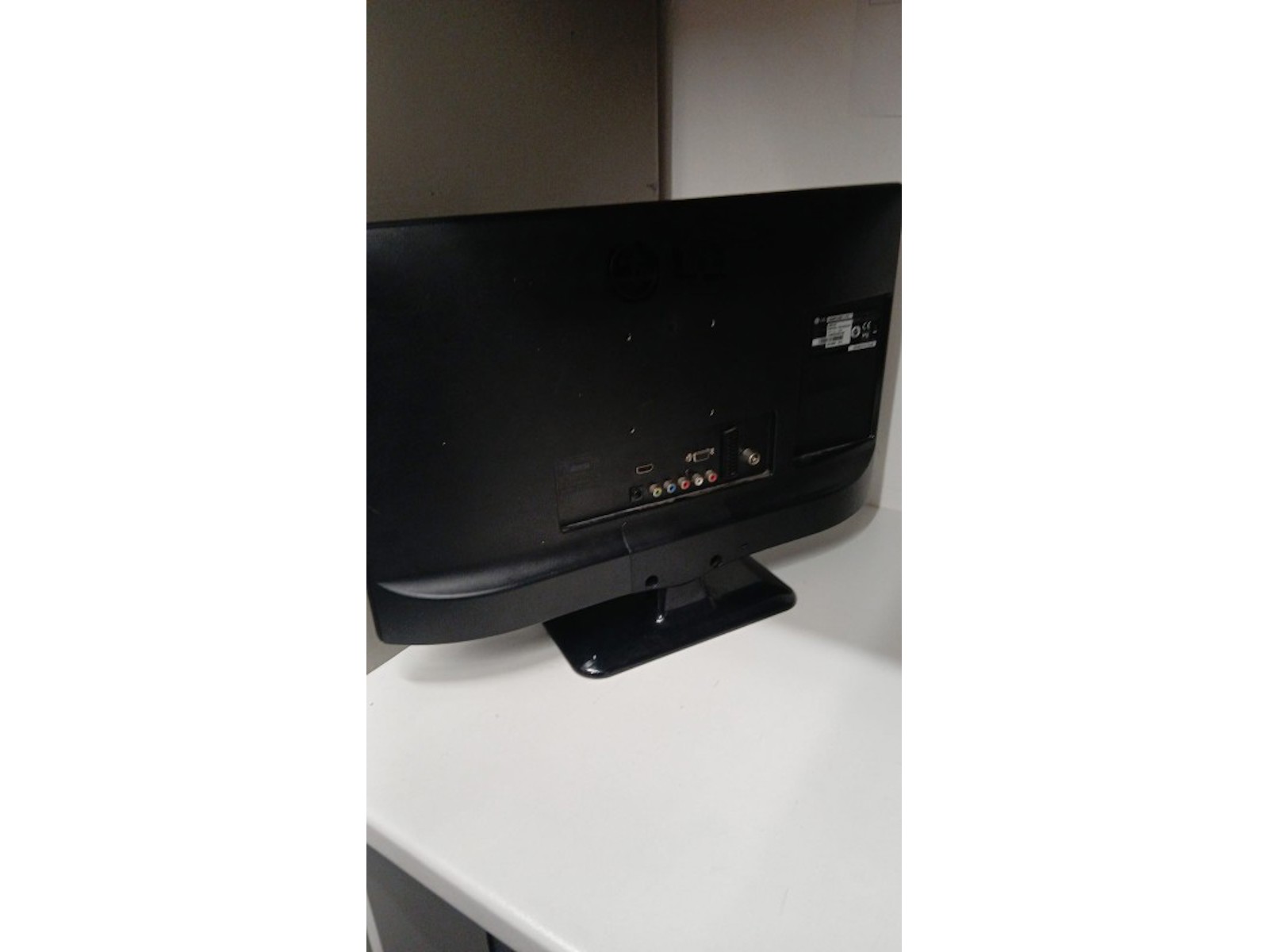LG Oct,2014 22Mt44d-Pz Black | 045700044465 | Cash Converters