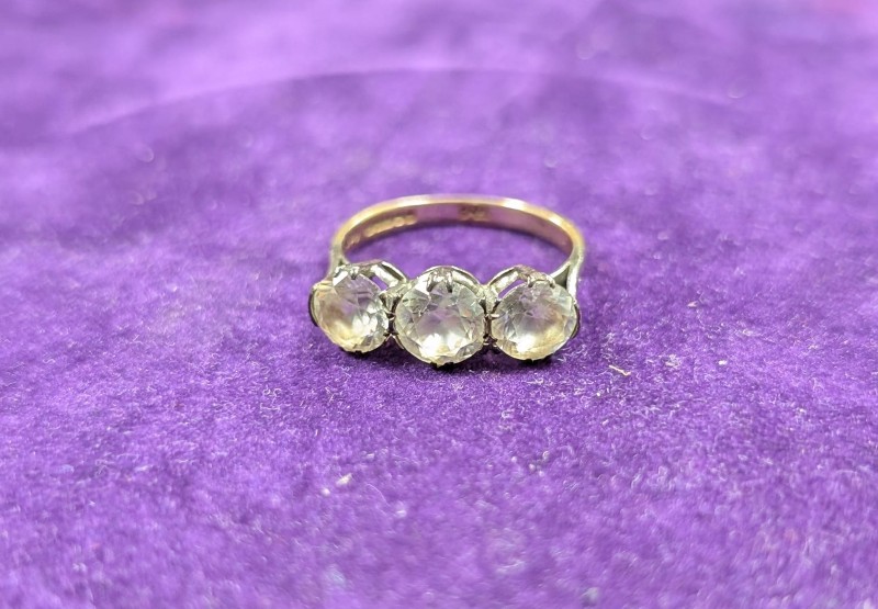 9ct Ring With Stone Yellow Gold Ring SizeN | 016500267821 | Cash Converters