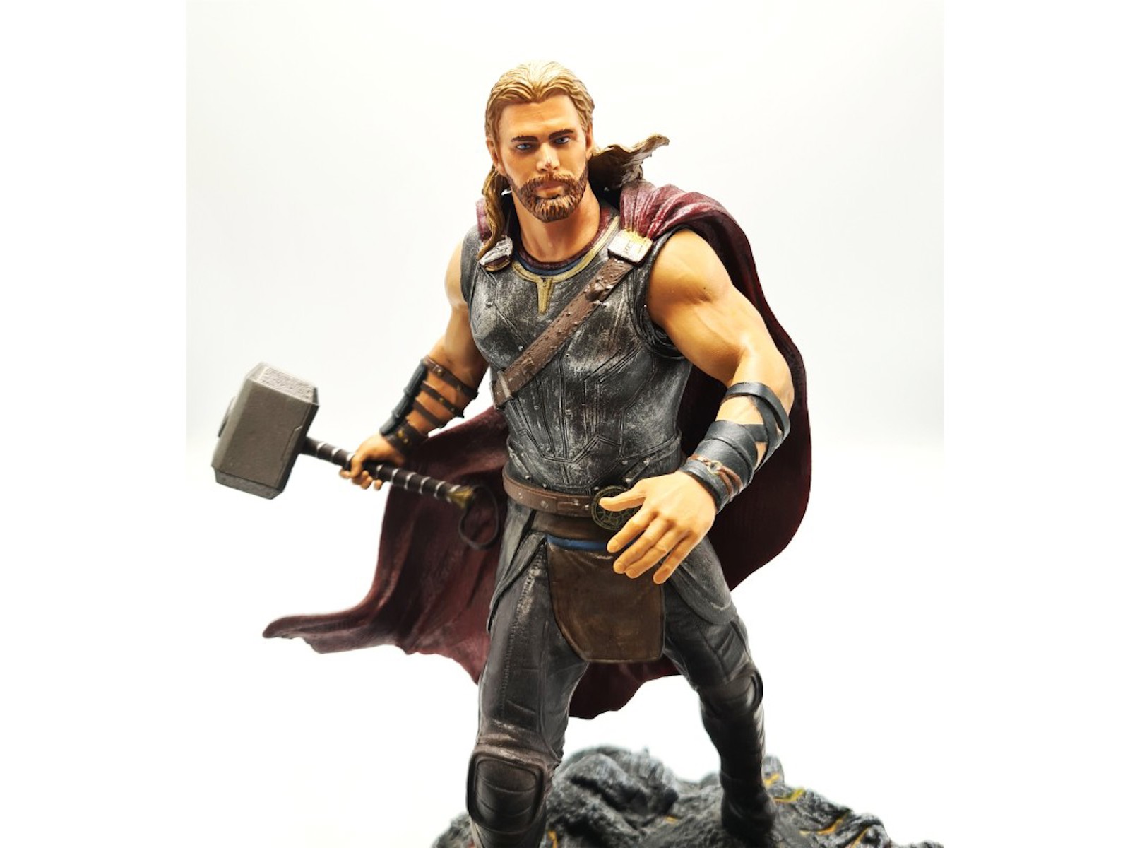 Thor Ragnarock Statue Marvel Gallery Thor Ragnarok Statue | 058700022210 | Cash Converters