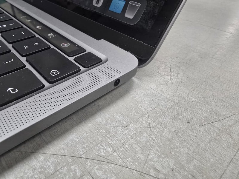 Macbook Pro Cycle 336 Macos Tahoe Pro 14,7/M2 (8-Cpu 10-Gpu)/8GB Ram ...