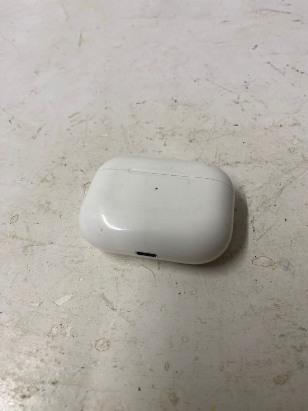 Airpods Pro 1 With Magsafe Charging Case White for £64.99 Second Hand
