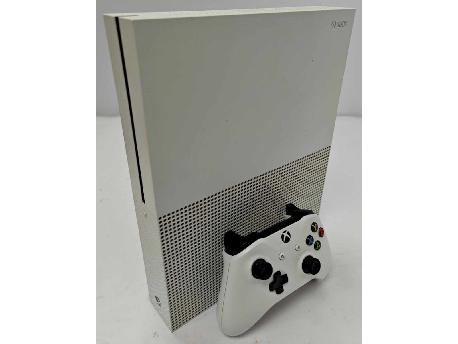 Microsoft Xbox One S 500GB Xbox One S 500GB White for