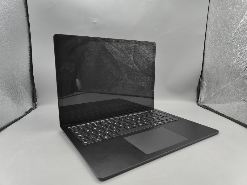 Microsoft Surface Laptop 3 i5-1035G7/8GB Ram/256GB SSD for £219.99