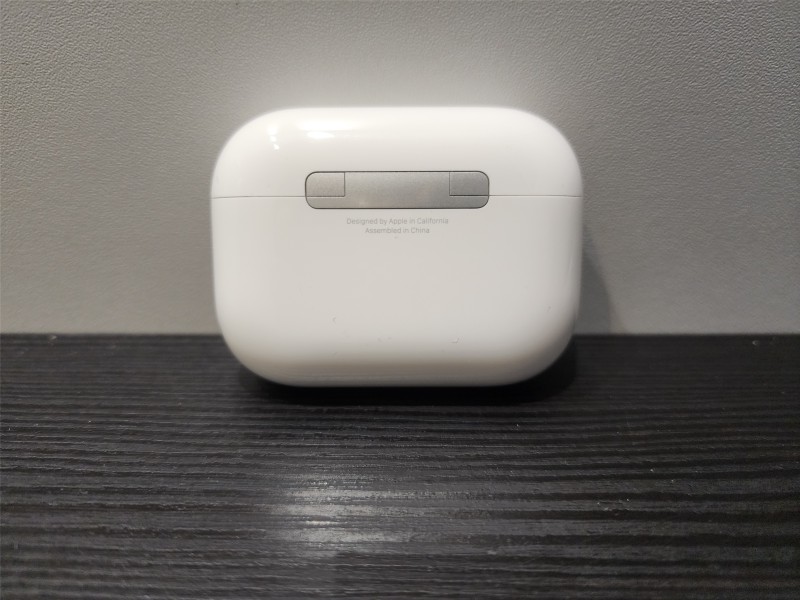 Apple Airpods Pro 3 A3063+A3064 - A Grade - White for £159.99