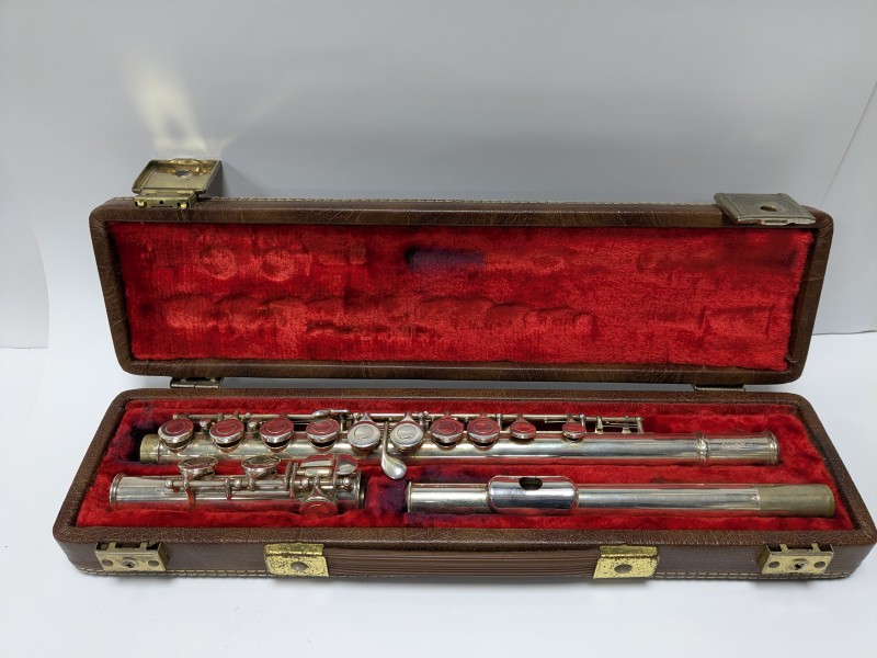 Boosey And Hawkes Emperor Flute Silver for £59.99 Second Hand