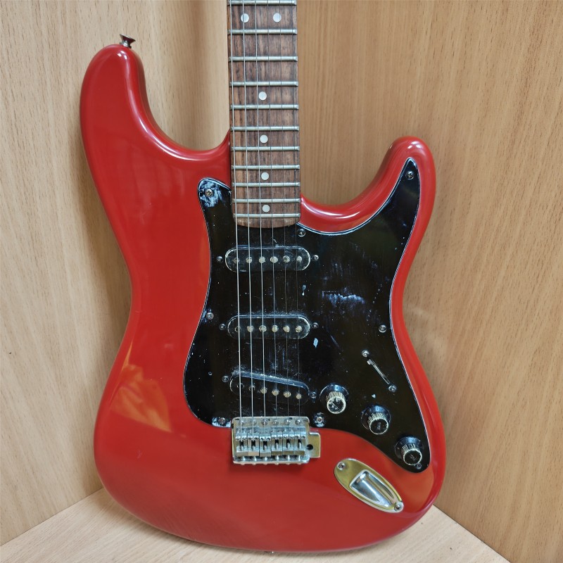 Encore Electric Guitar ( Needs Tlc ) | 015700314205 | Cash Converters