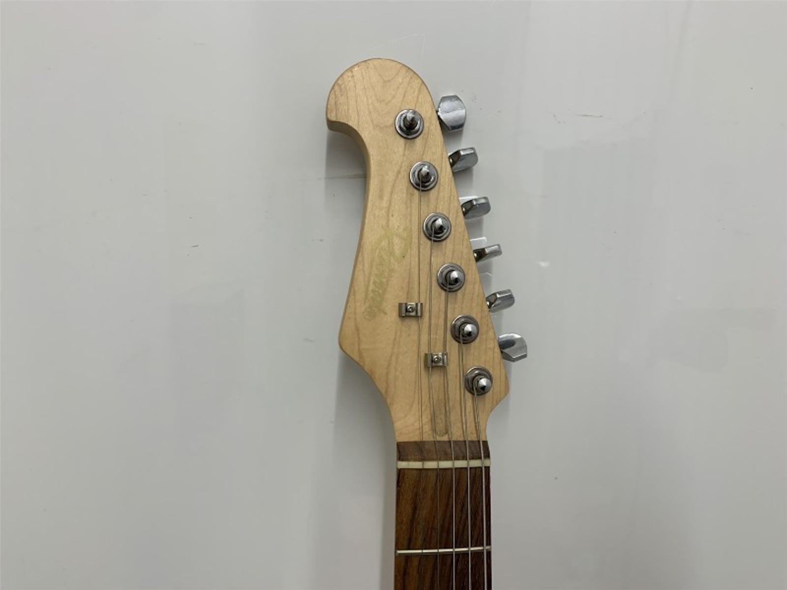 String Instruments Uk Redwood 6 String Electric Guitar Black | 038600333831 | Cash Converters