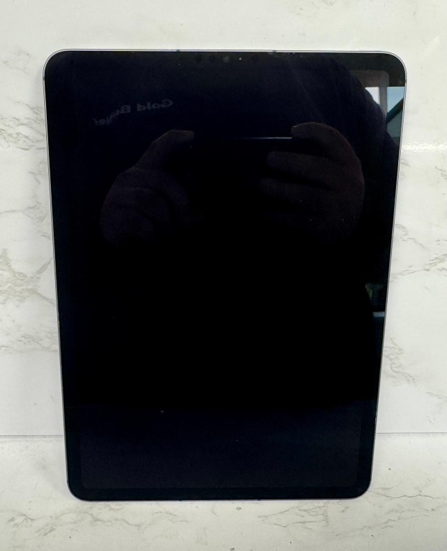 Apple iPad Pro 3rd Gen 128GB Black | 049000173392 | Cash Converters