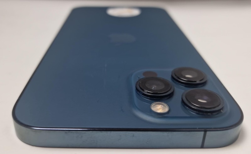 Apple iPhone 12 Pro Max 256GB Blue for £379.99 Second Hand