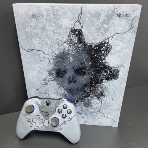 Xbox One X Gears 5 Special Edition With Controller Xbox One X 1TB Grey