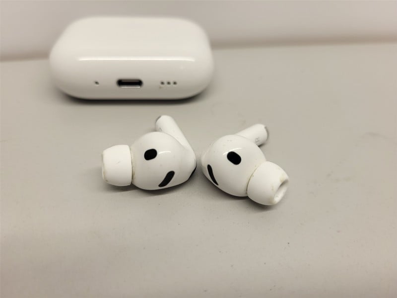 apple-airpods-pro-3rd-gen-bluetooth-wireless-earbuds-headphones-white