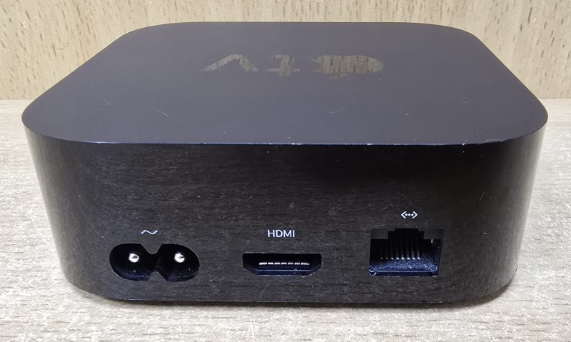 Media Player Apple TV 4K 2nd Gen 32GB (A2169) + Siri Remote (A2540)  for £109.99 Second Hand