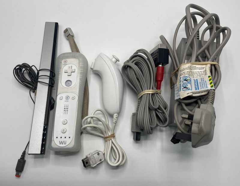Nintendo Wii White for 29.99 Second Hand