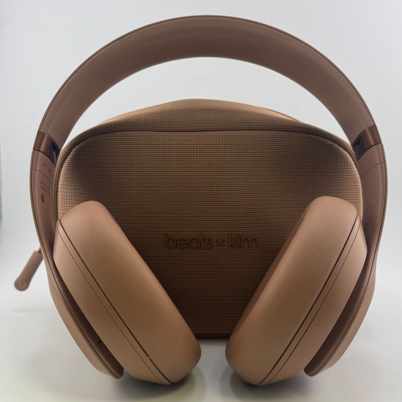 Beats Studio Pro Kim Dune | 041500154320 | Cash Converters