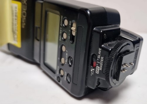 (Flash Camera) Canon , Speedlite 550Ex Flash Unit, Serial 0P0212, Red Gold 046300088777