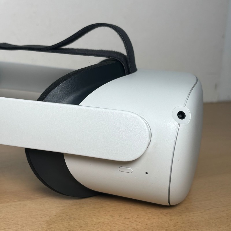 64GB Oculus Quest 2 for £109.99 Second Hand