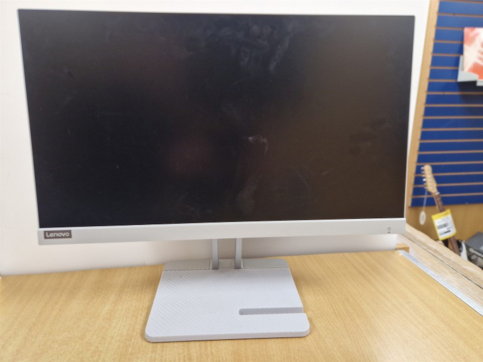 Lenovo G22215flo White | 020000153975 | Cash Converters