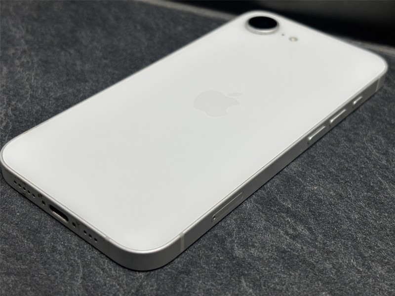 Apple iPhone Se iPhone Se 2nd Gen 64GB White for £99.99 Second Hand