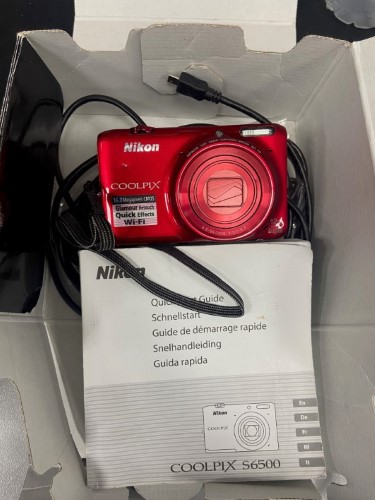 Nikon Digi Camera Coolpix S6500  Red | 056600042300 | Cash Converters