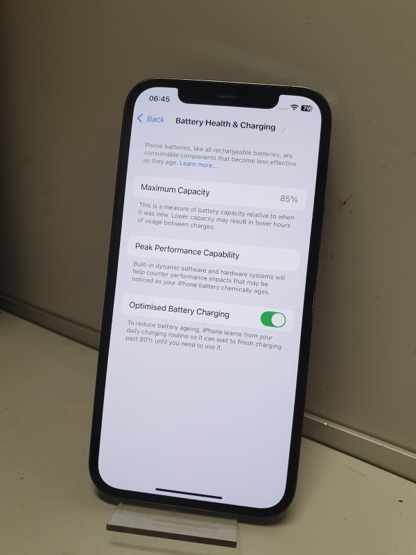 Apple iPhone 17 Pro - 256GB - Unlocked 100% Battery Health 8 Cycle