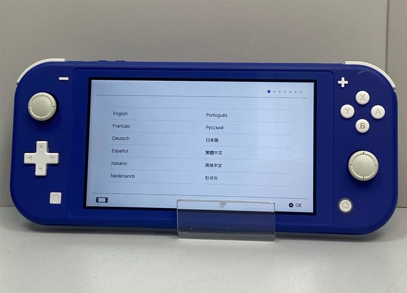 Nintendo Switch 8GB Blue | 031500139224 | Cash Converters