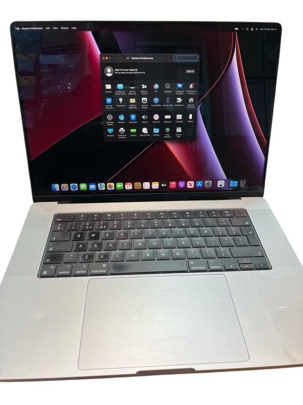 Apple Macbook Pro 13-Inch 2020 Intel i7 - 32GB - 2TB Macbook Pro