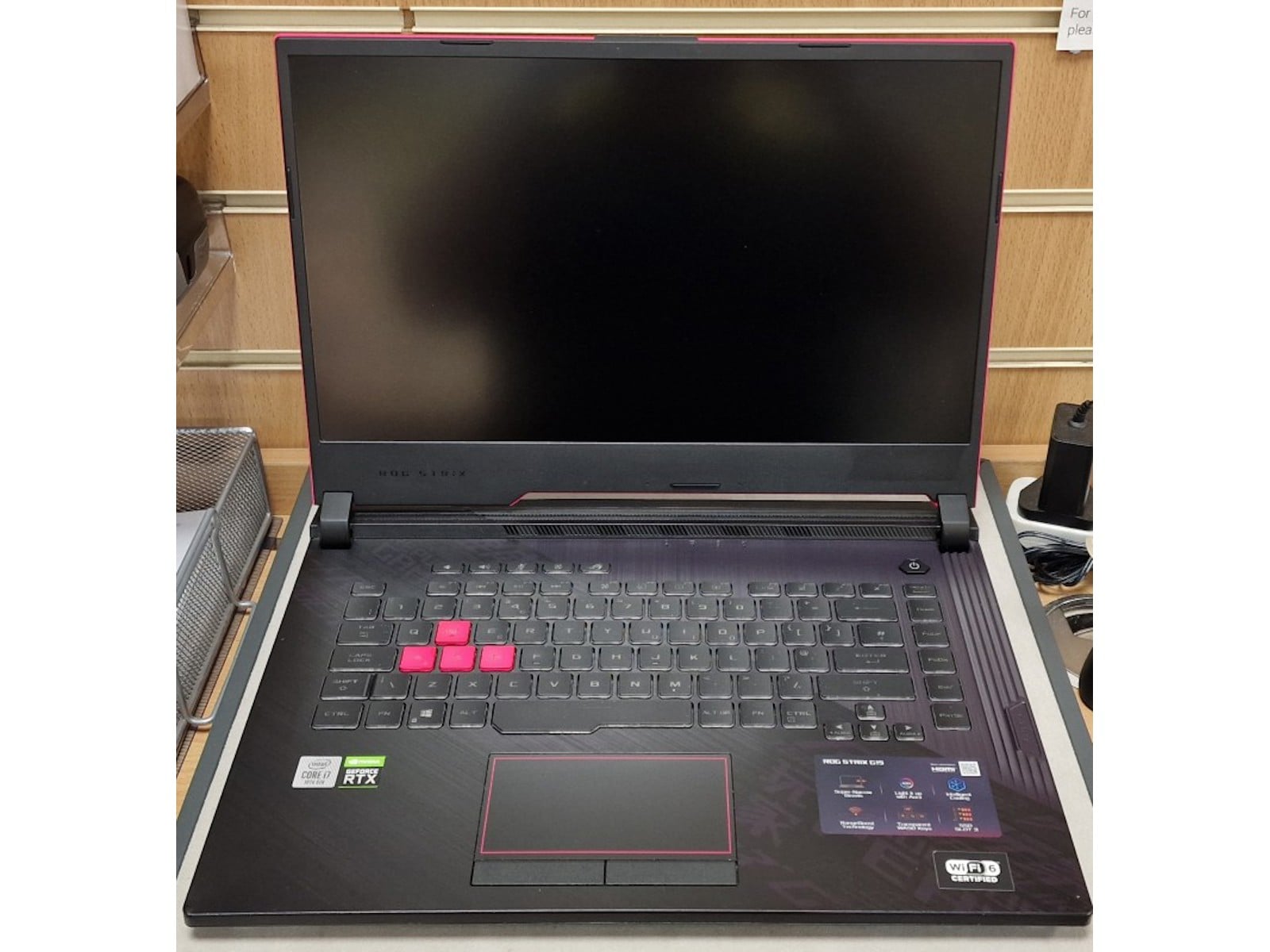Asus ROG Strix G15 G512 au meilleur prix sur Asus ROG Strix G15 G512 au meilleur prix sur