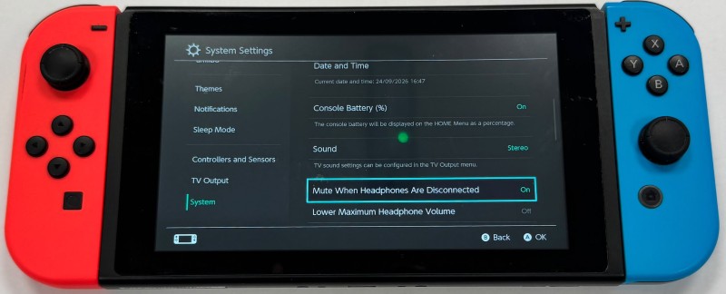 Nintendo Switch 32GB Black for £99.99 Second Hand