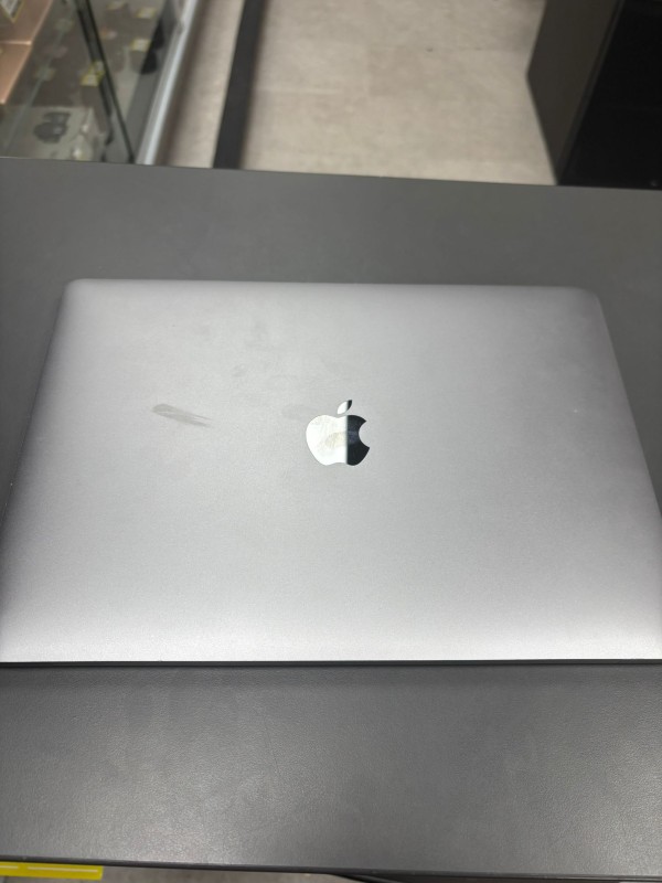 Macbook Pro 15,2/i7-8559U/16GB Ram/256GB SSD/TB/13