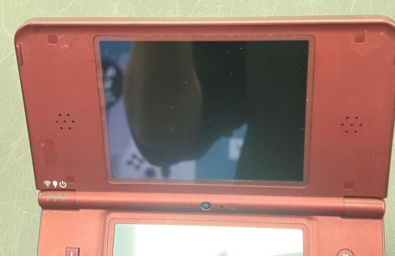 Nintendo Dsi XL Red | 017900201066 | Cash Converters
