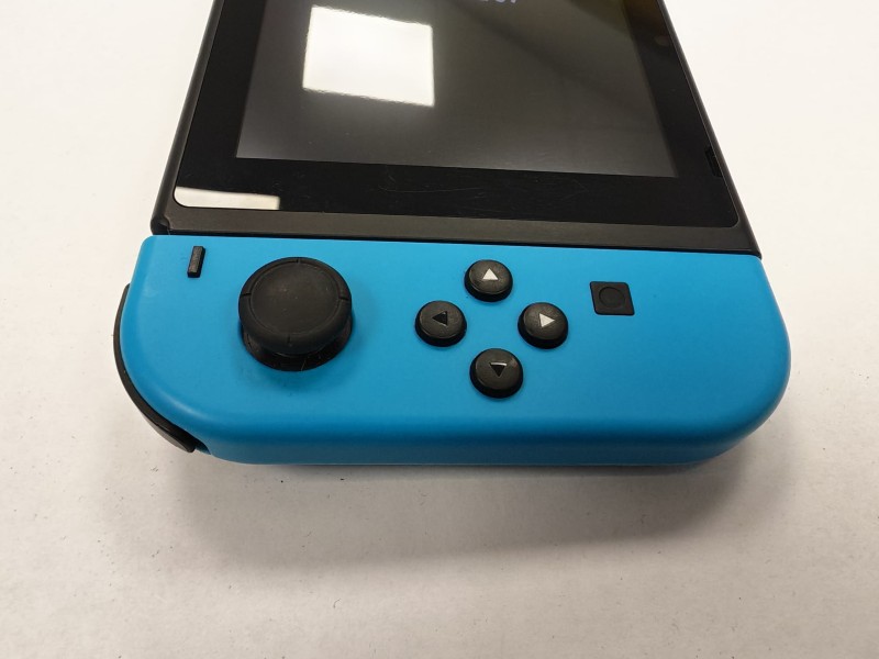 Nintendo Switch 8GB Black for £99.99 Second Hand