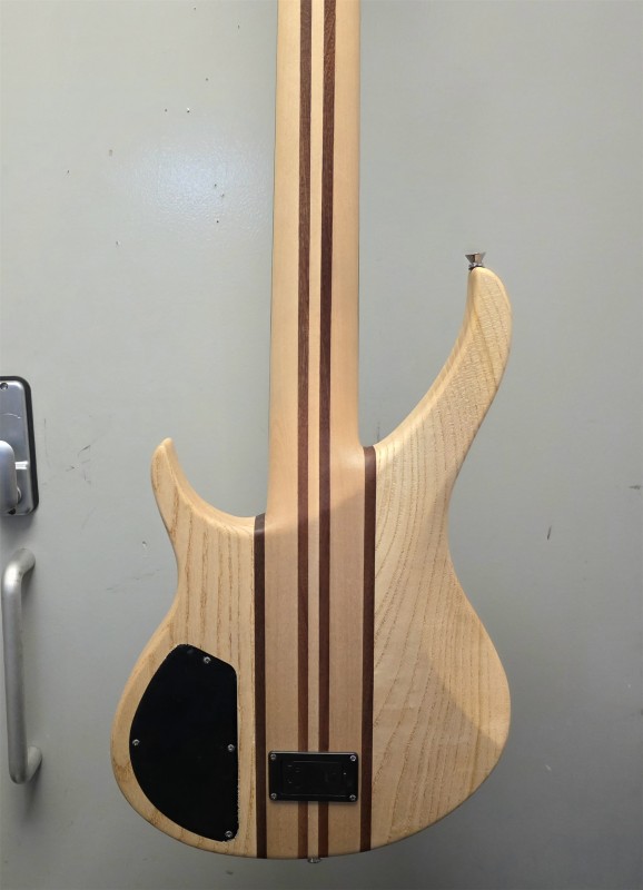 Magna 5 String Bass Guitar Bass5st Brown | 030300313367 | Cash Converters