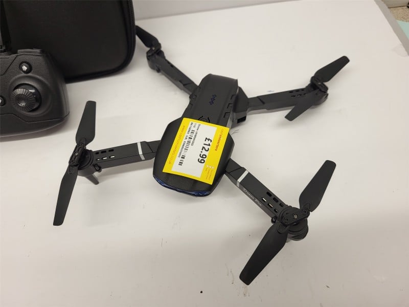 Drone Pro Toy Quadcopter Camera Drone. | 038600333935 | Cash Converters