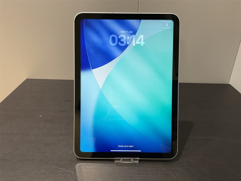 Curated visual reference: Cash A Utility Check For Cash Reference: Apple Ipad A16 A16 128Gb Black 059100034361