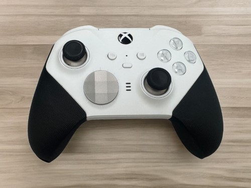 Xbox Elite Controller 2 Core, No Attachments, With Charging Lead Xbox