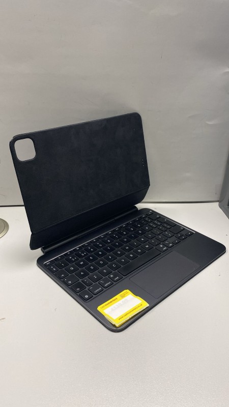Apple iPad Pro Magic Keyboard (A2975) For iPad Pro 11