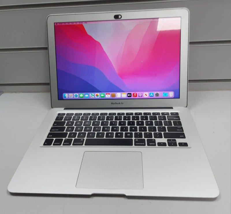 Apple Macbook Air (13-Inch, 2015) Intel Core i5 4GB 2015 Grey for